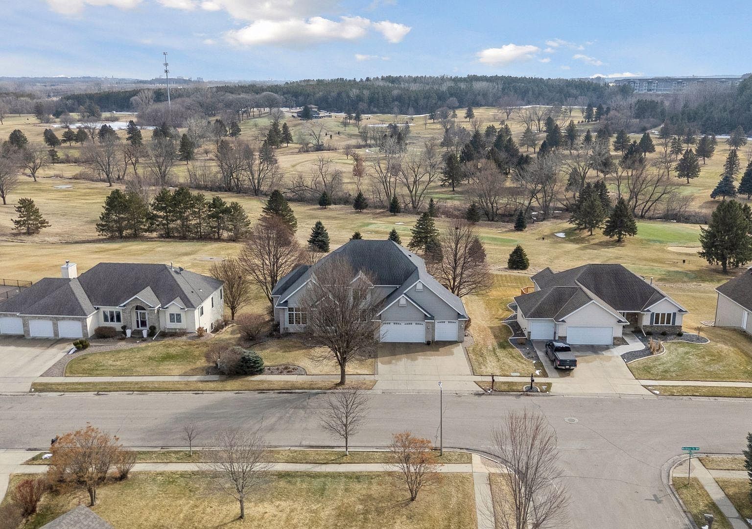 5106 Nicklaus Dr NW Rochester, MN 55901 - Thumbnail 3