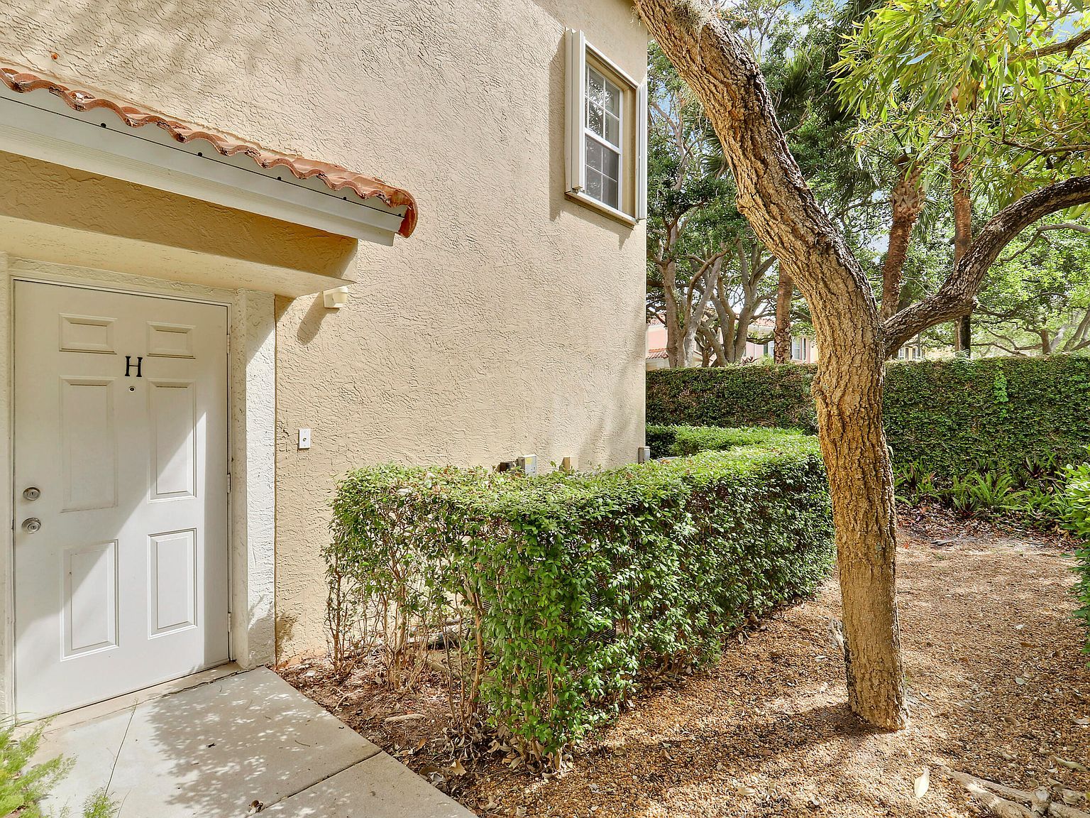 104 Lighthouse Cir APT H Tequesta, FL 33469 - Thumbnail 3