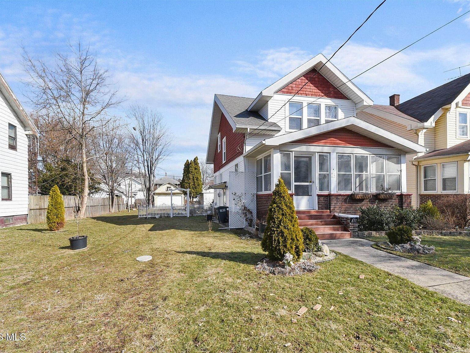 833 Kingston Ave Toledo, OH 43605 - Thumbnail 3