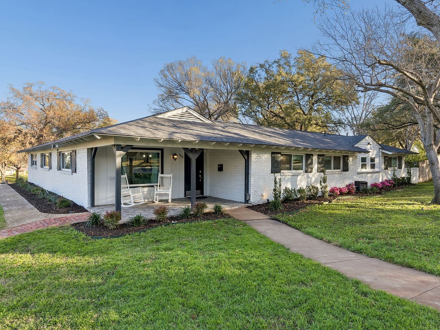 1828 Ems Rd E Fort Worth, TX 76116 - Thumbnail 3