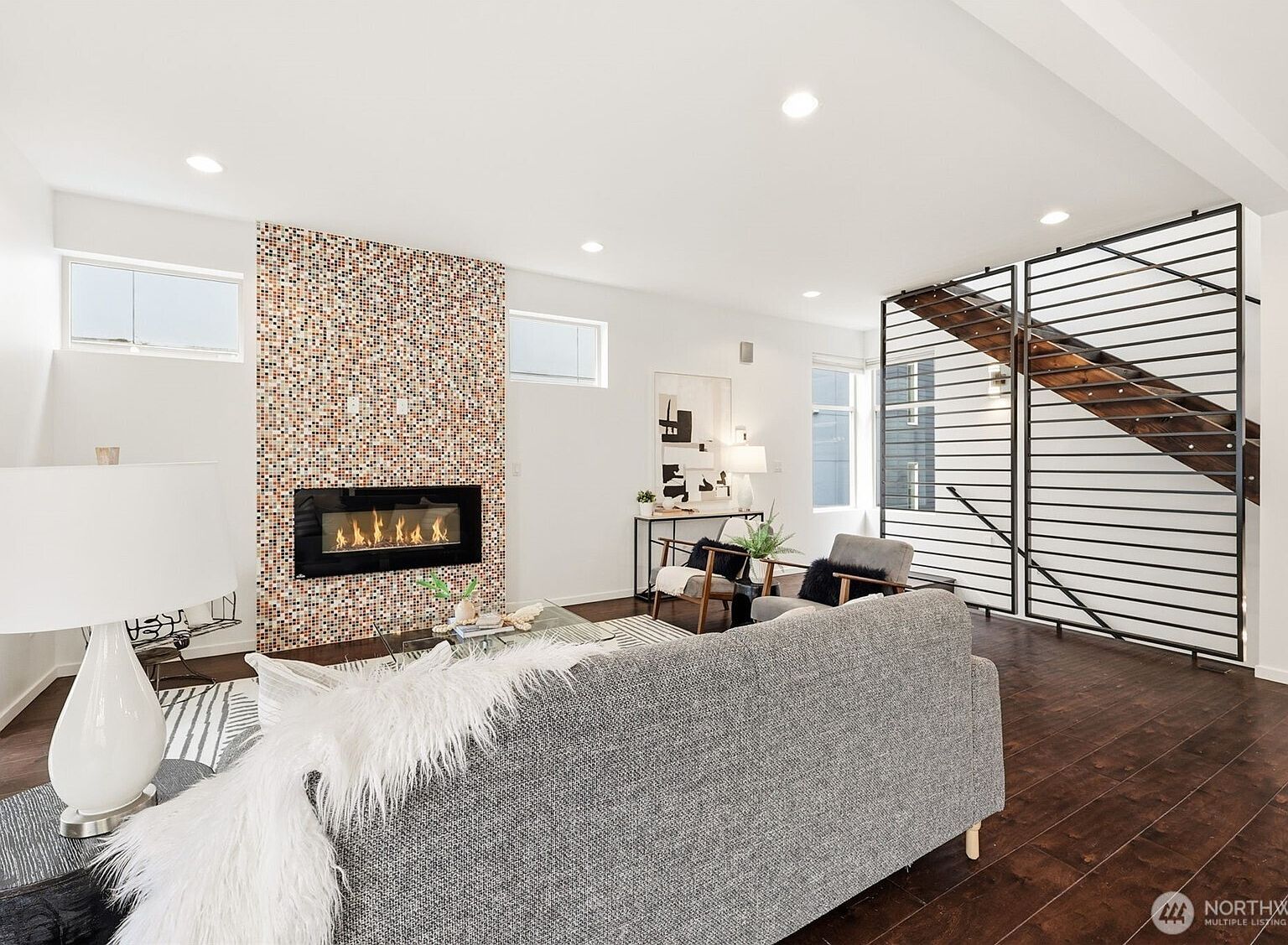 717 Martin Luther King Jr Way S Unit B Seattle, WA 98144 - Thumbnail 3