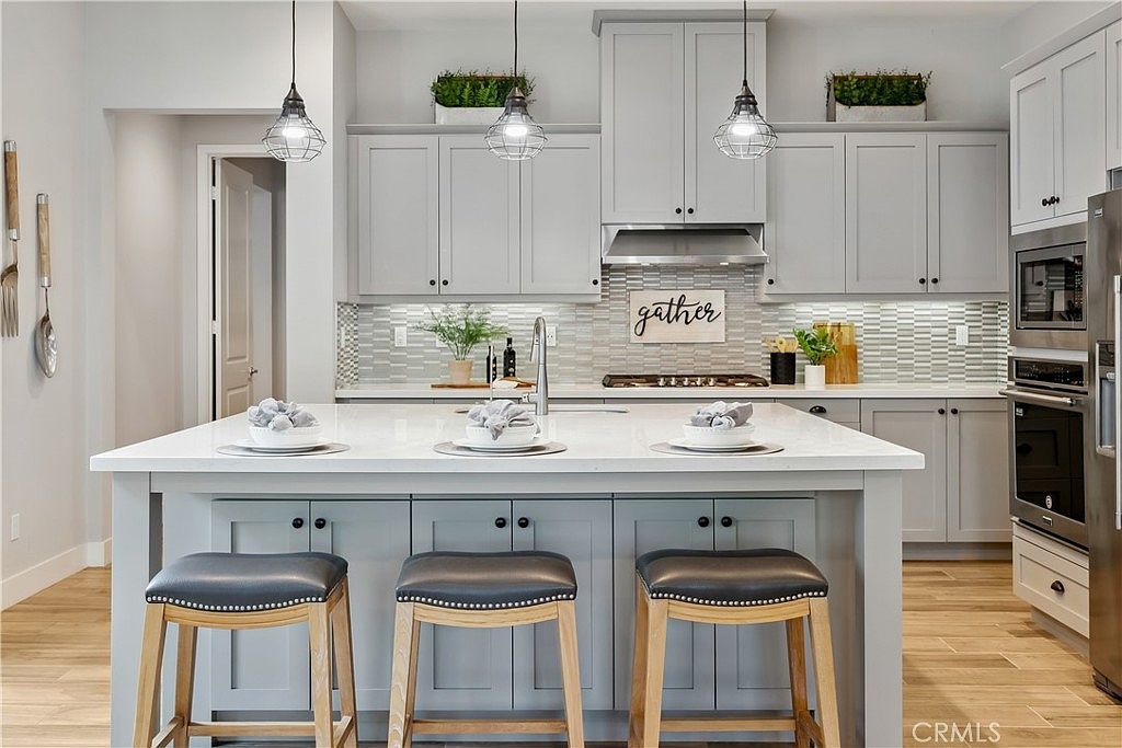 27 Alienta Ln Mission Viejo, CA 92694 - Thumbnail 3