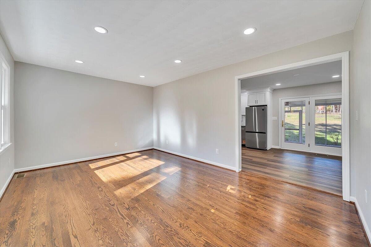 1175 3rd St Blue Ridge, VA 24064 - Thumbnail 3