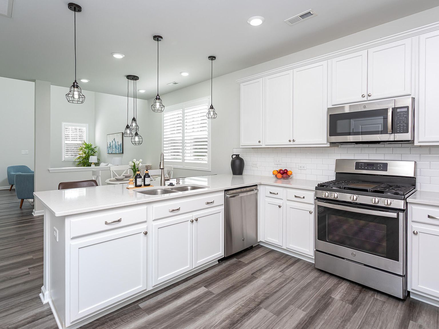 1060 Gentle Reed Dr Durham, NC 27703 - Thumbnail 3