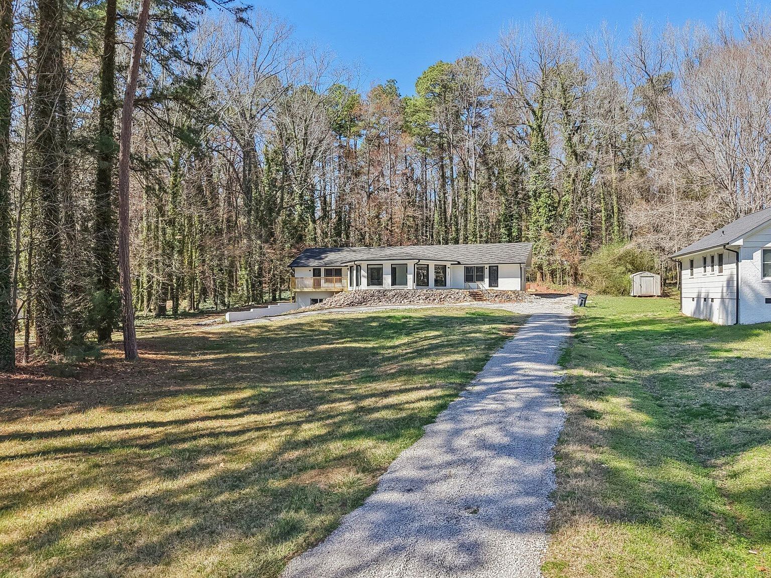 731 Lakeview Dr Henderson, NC 27536 - Thumbnail 3