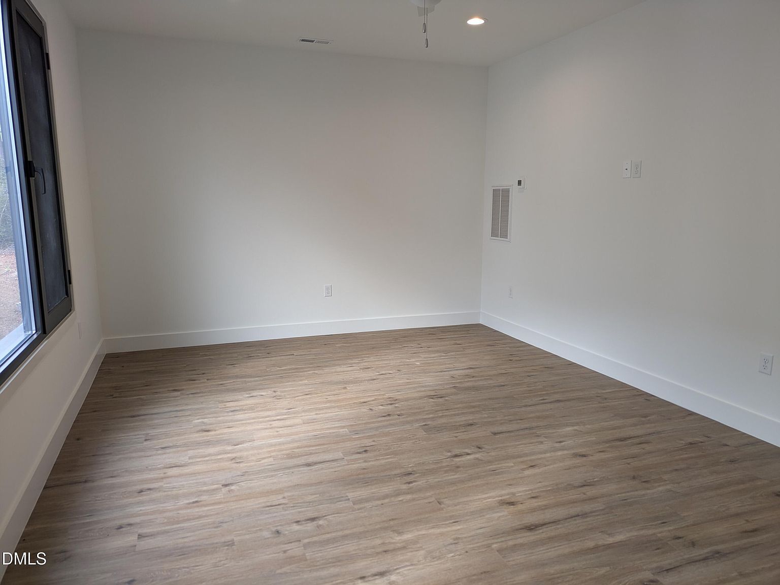 1105 Nova St Durham, NC 27713 - Thumbnail 3