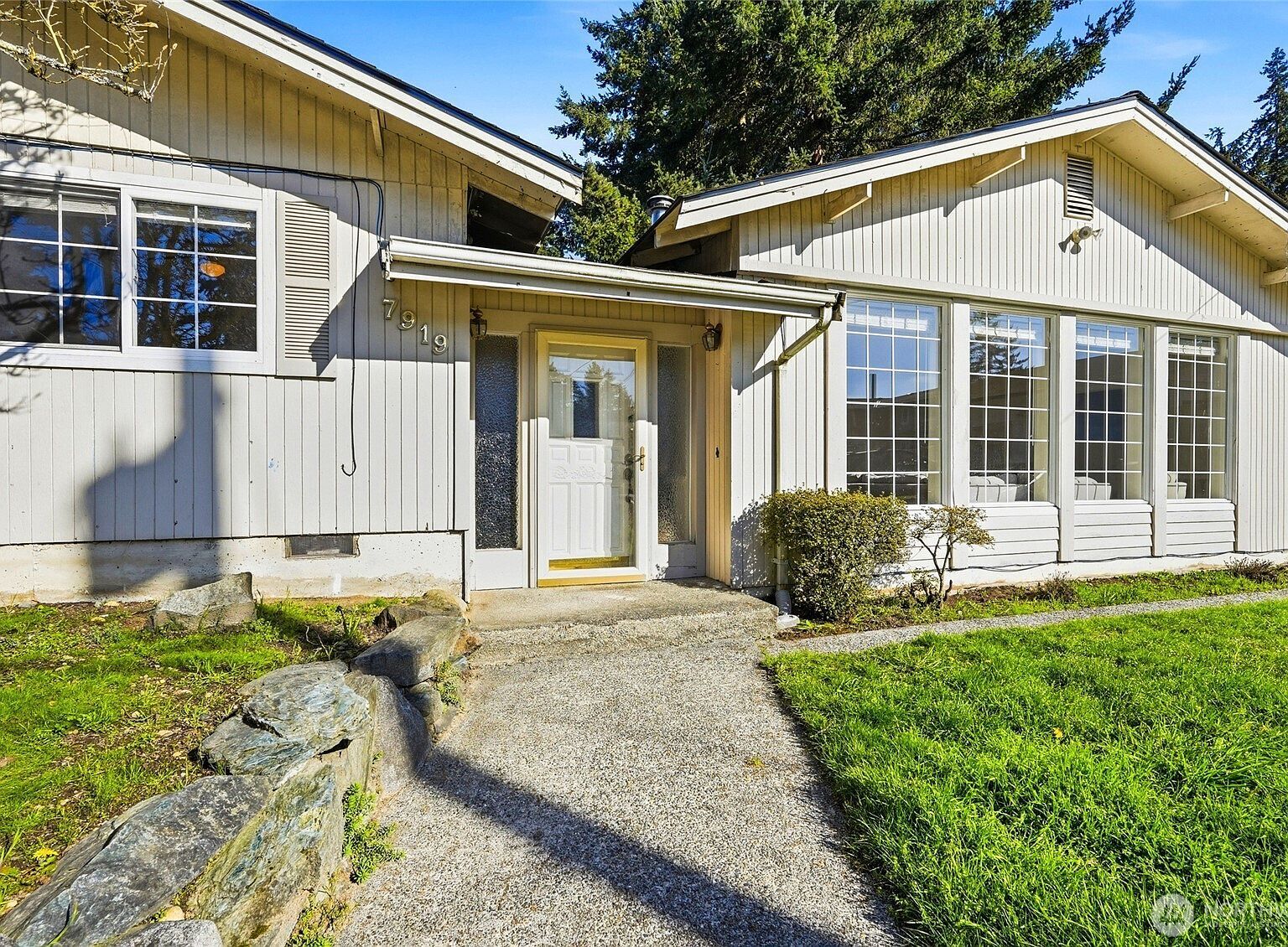 7919 194th Pl SW Edmonds, WA 98026 - Thumbnail 3