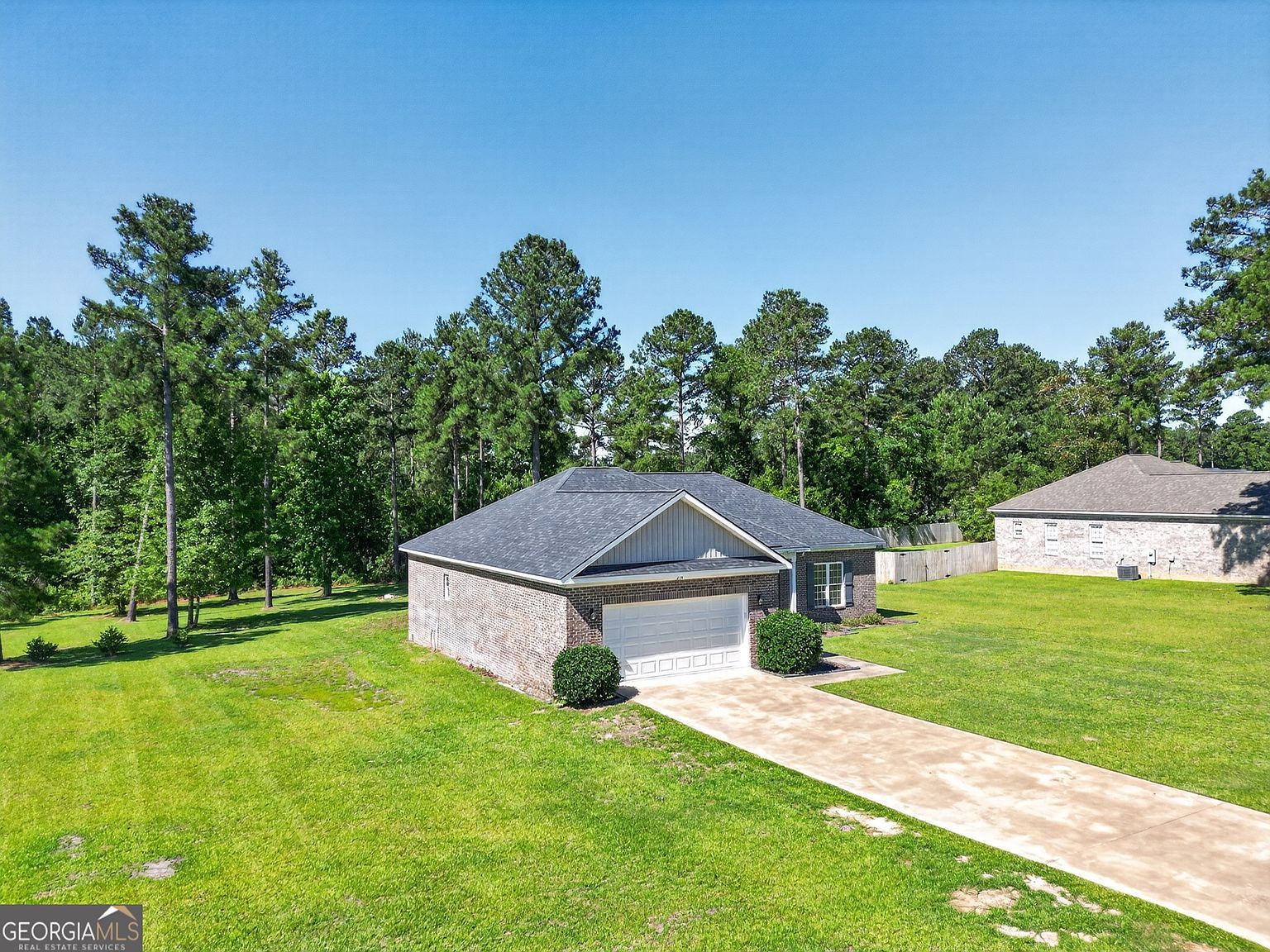 214 Dewpoint Dr Statesboro, GA 30458 - Thumbnail 3
