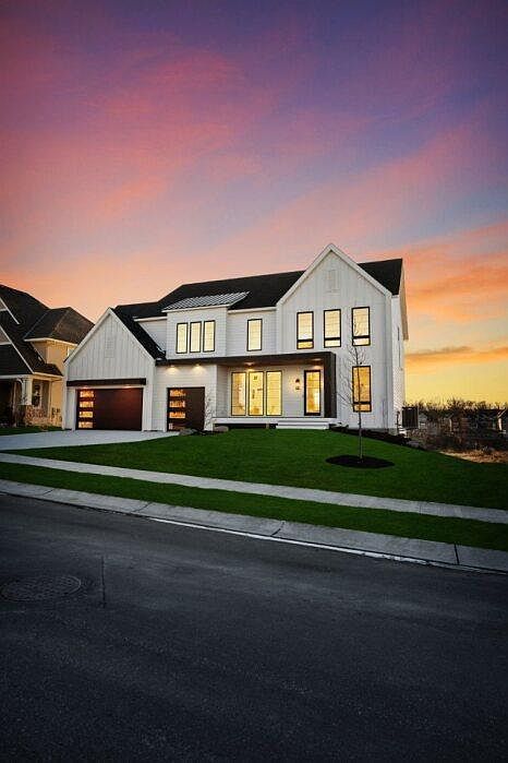 3753 Brookside Dr Chaska, MN 55318 - Thumbnail 3