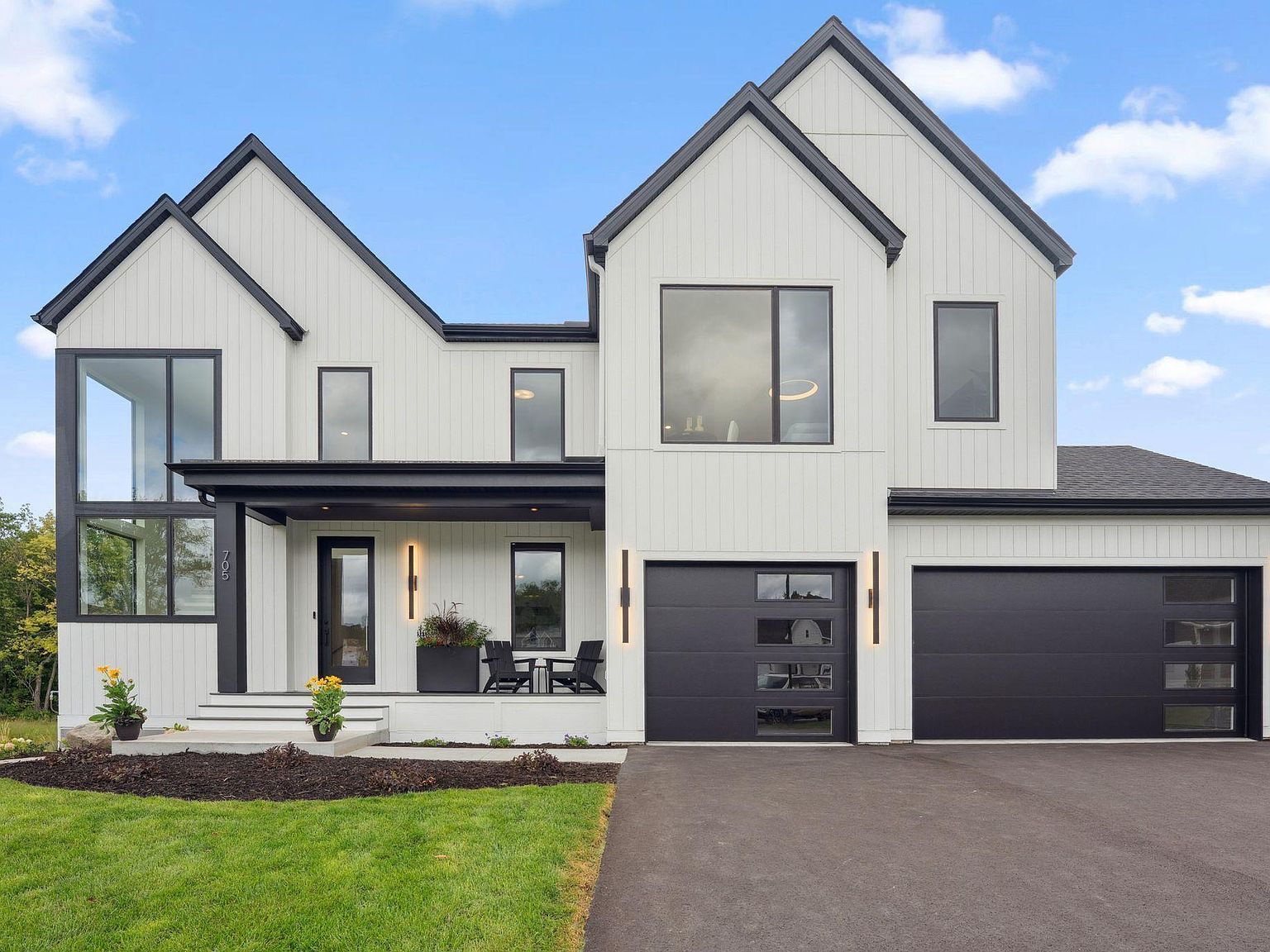 705 Ensconced Way Chaska, MN 55318 - Thumbnail 3