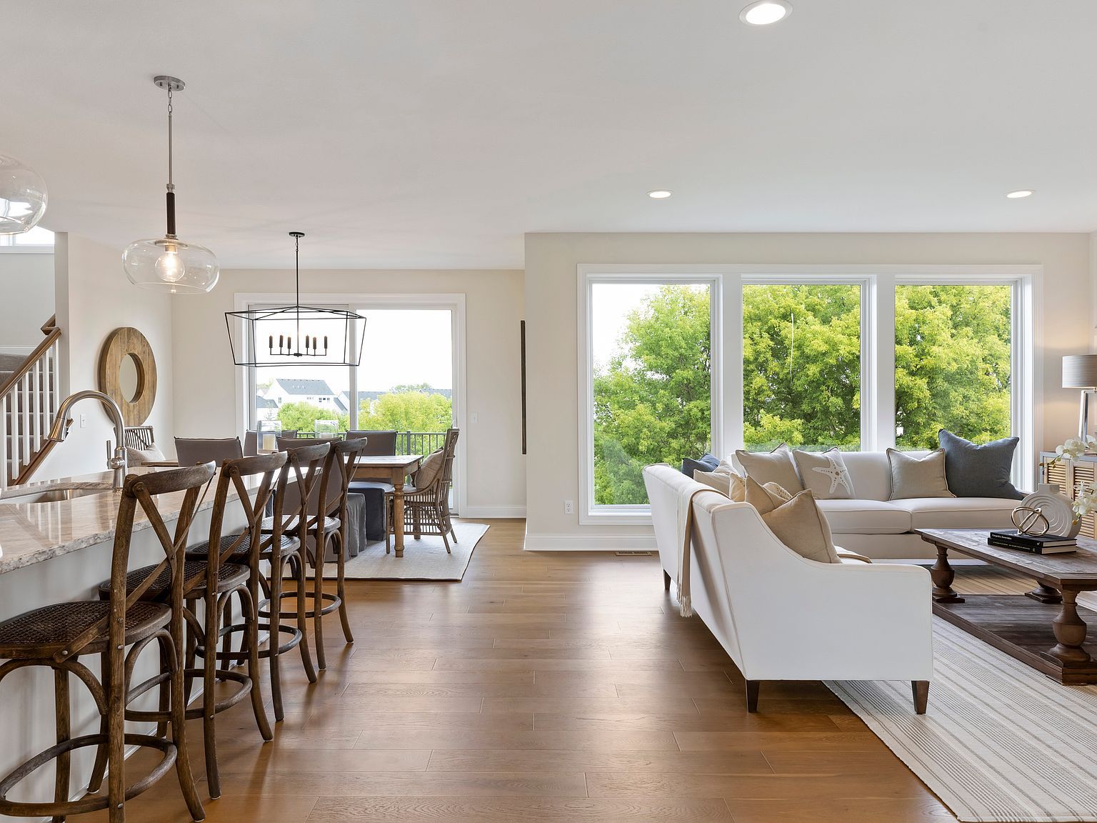 5260 Polaris Ln N Plymouth Plymouth, MN 55446 - Thumbnail 3