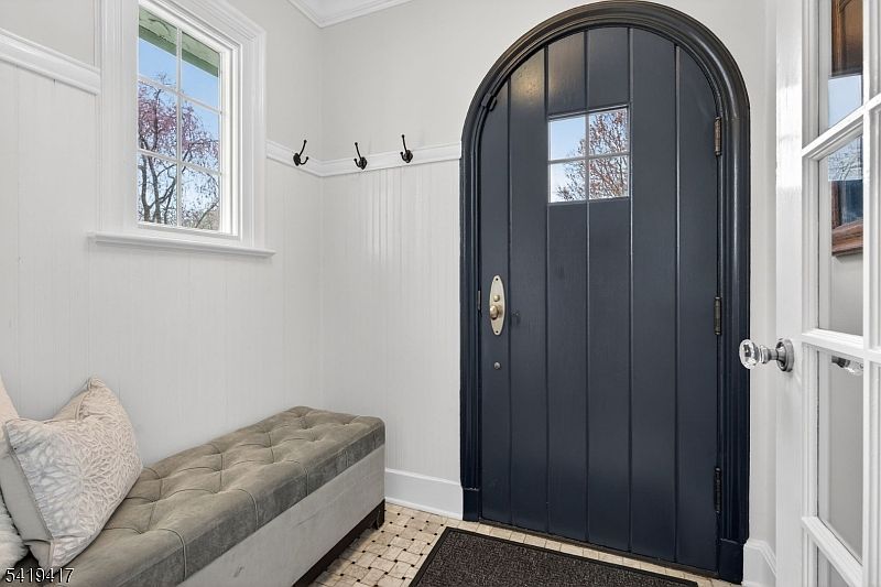 20 Parkview Dr Millburn, NJ 07041 - Thumbnail 3