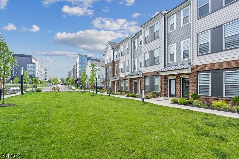 4 Sadie Cir #4104 Union, NJ 07083 - Thumbnail 3