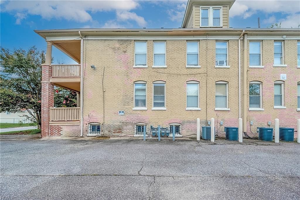 209 W 34th St APT 201 Norfolk, VA 23504 - Thumbnail 3