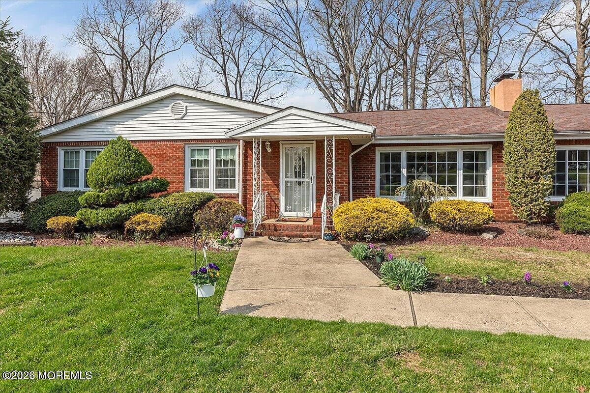 133 Church St Aberdeen, NJ 07747 - Thumbnail 3