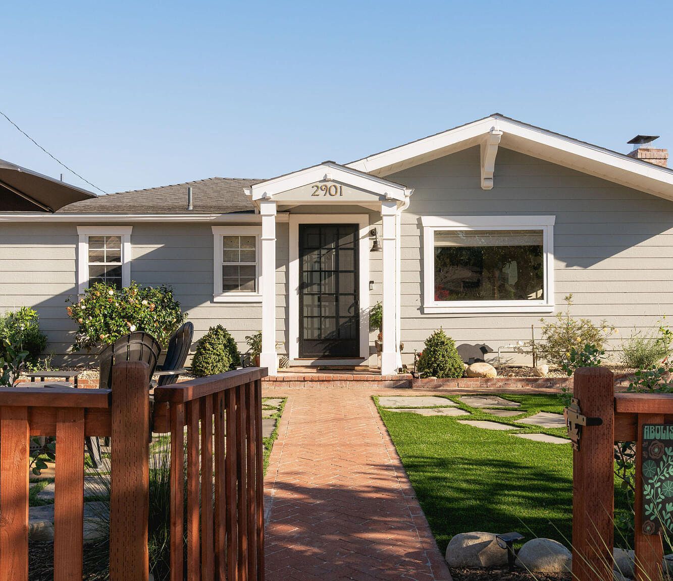 2901 Valencia Dr Santa Barbara, CA 93105 - Thumbnail 3