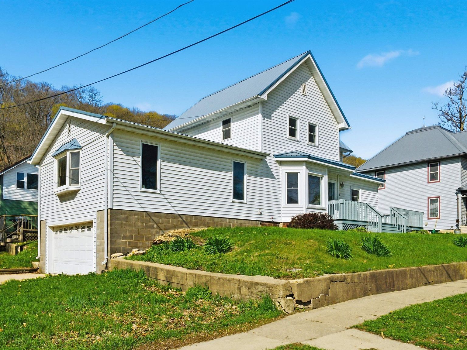 108 2nd St SW Elkader, IA 52043 - Thumbnail 3