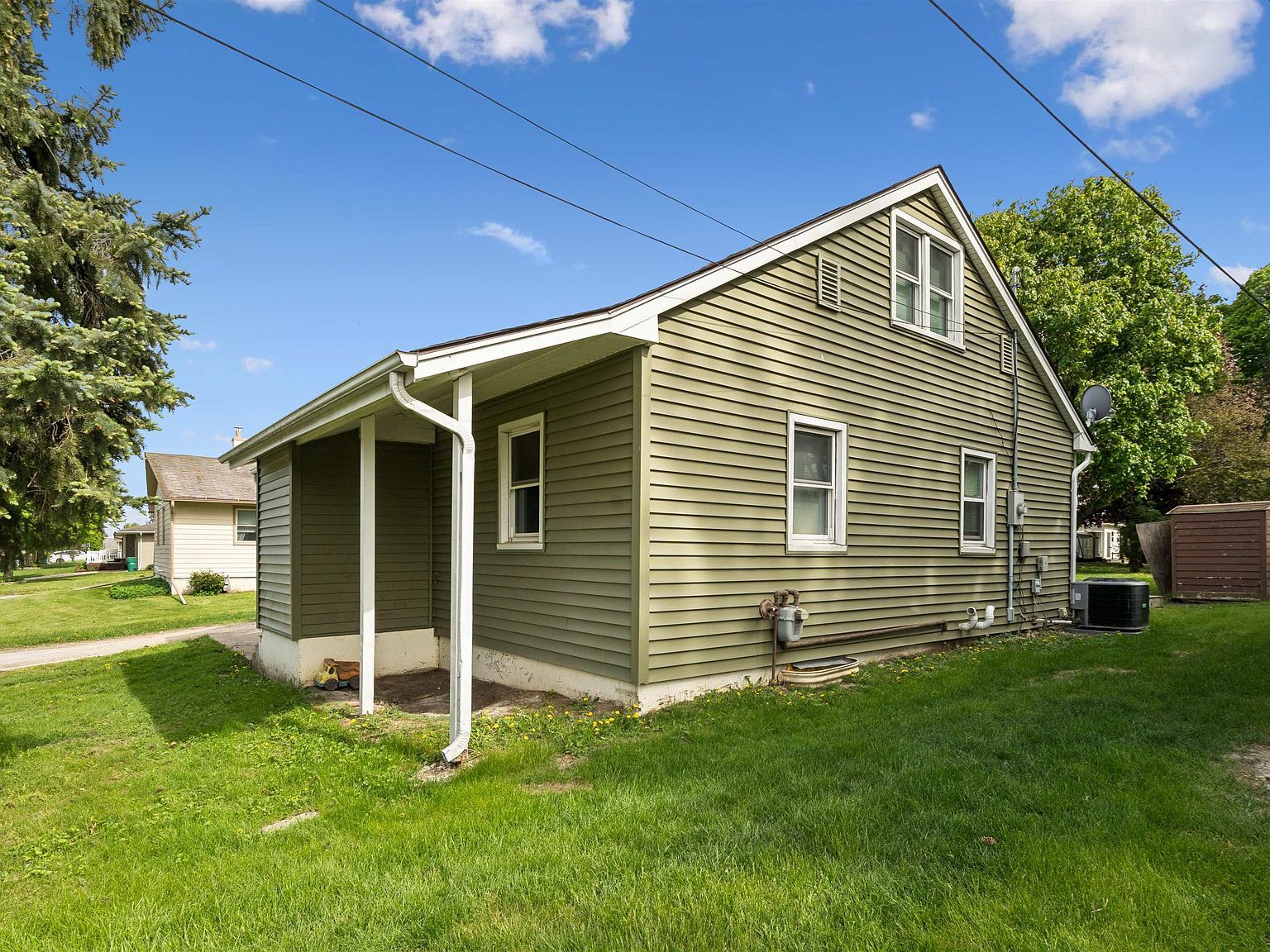 338 E Plum St West Union, IA 52175 - Thumbnail 3