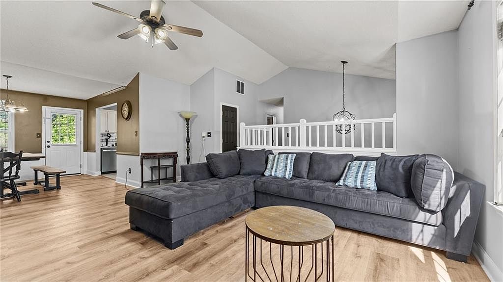 8 Honeytree Trl NE Rome, GA 30165 - Thumbnail 3