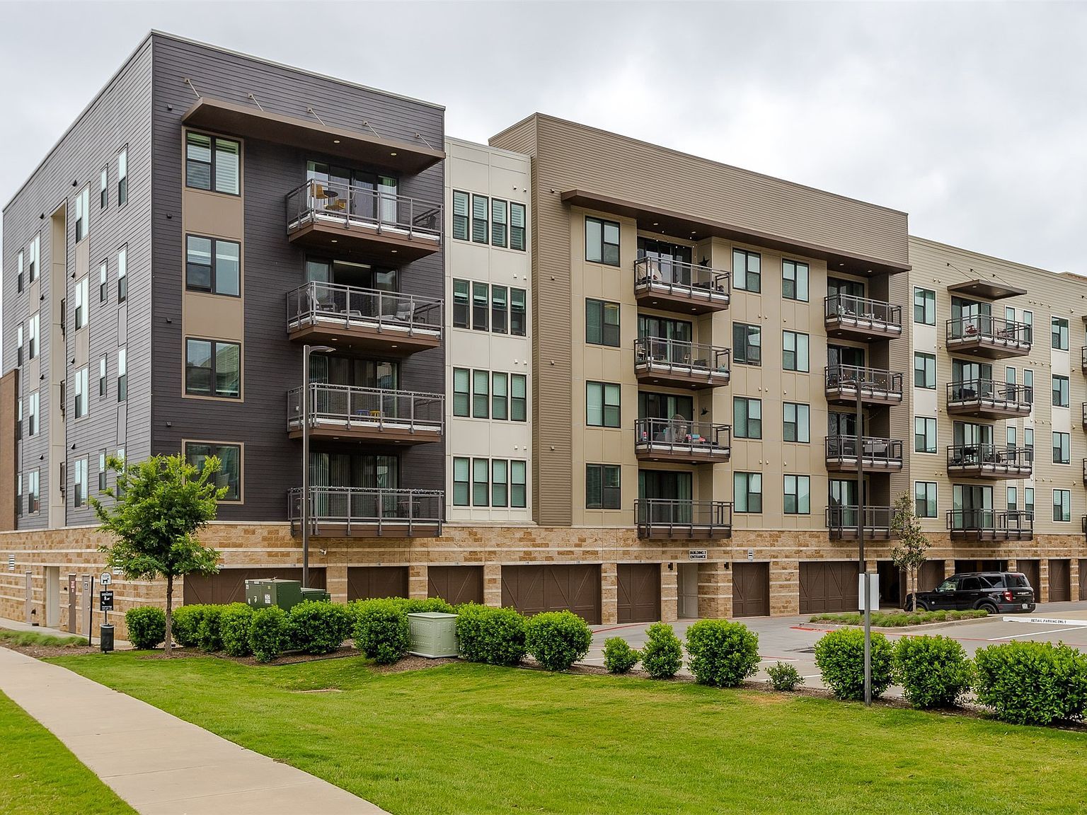 3517 Windhaven Pkwy #2404 The Colony, TX 75056 - Thumbnail 3