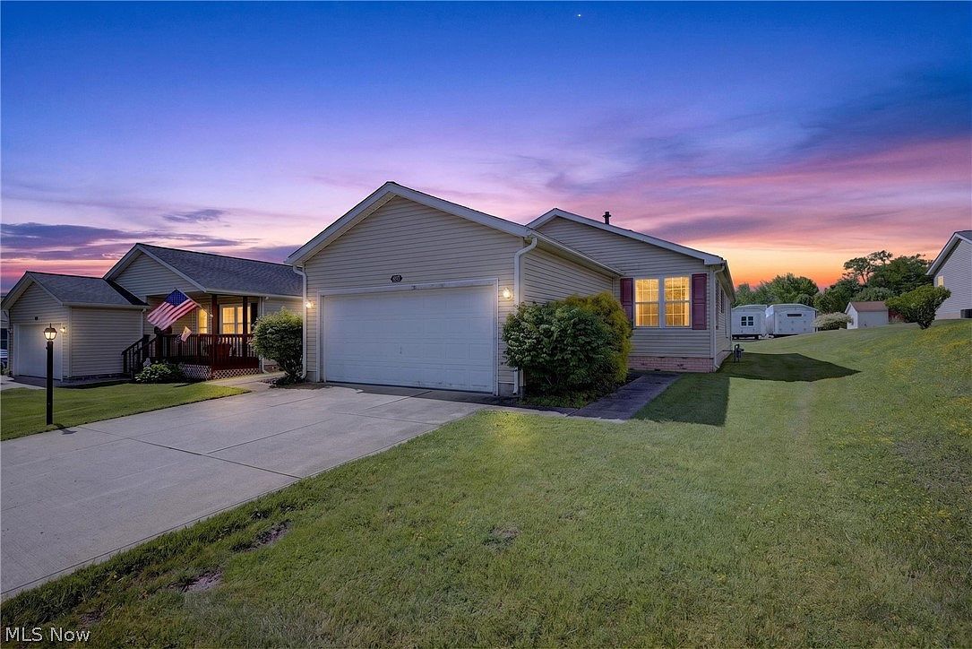 668 Woodlawn Rd Chardon, OH 44024 - Thumbnail 3