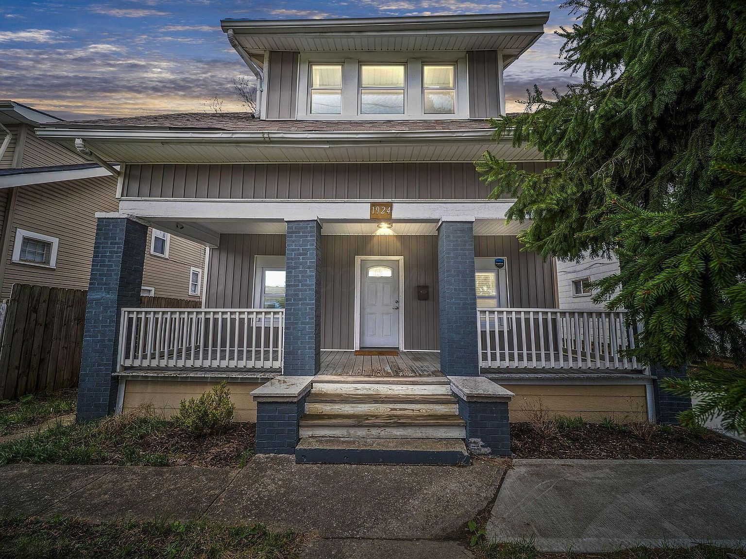 1924 Sullivant Ave Columbus, OH 43223 - Thumbnail 3