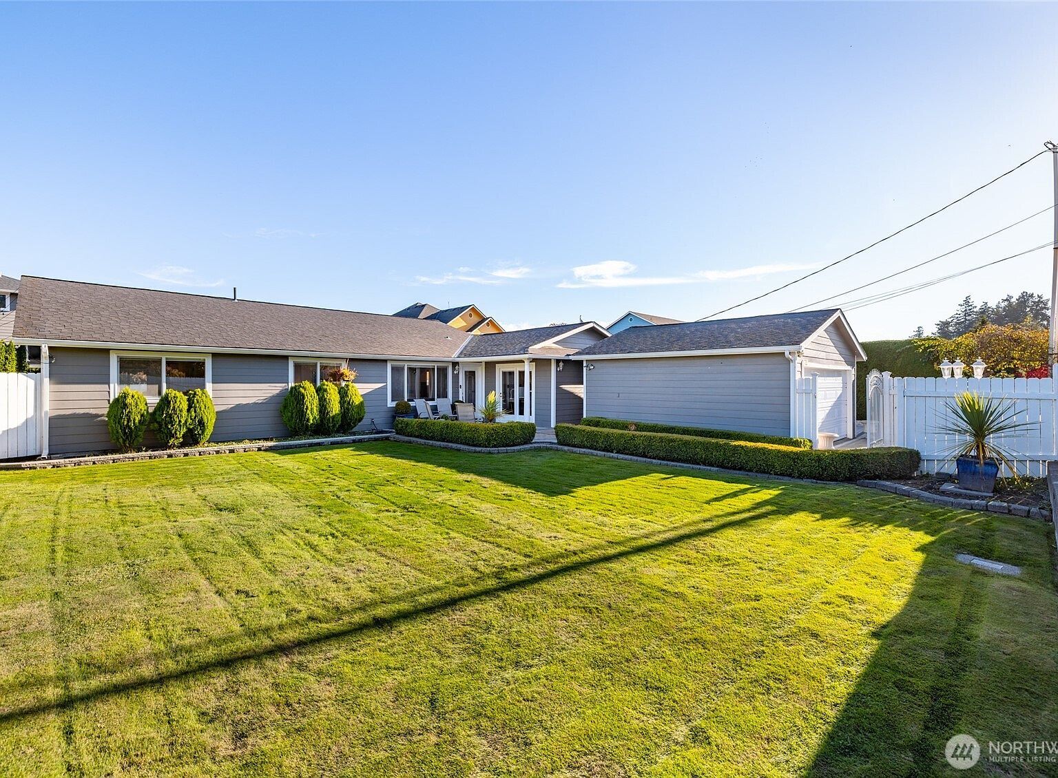 733 Maple Ave La Conner, WA 98257 - Thumbnail 3