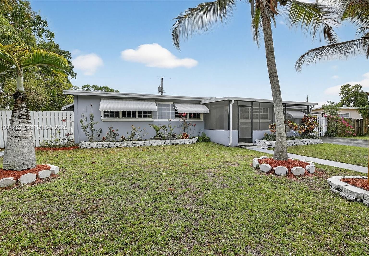 6842 NW 15th St Plantation, FL 33313 - Thumbnail 3