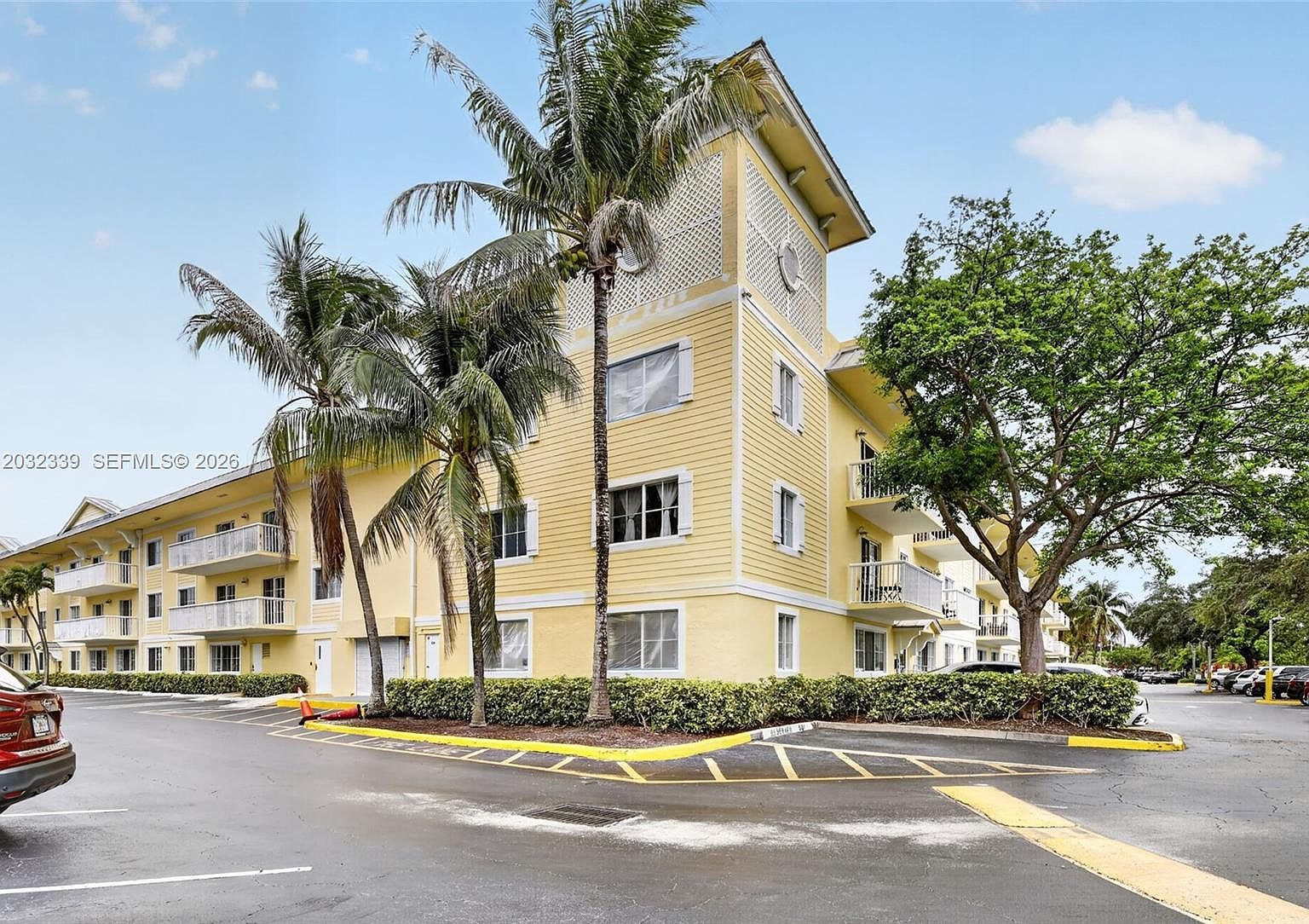 150 NE 15th Ave APT 140 Fort Lauderdale, FL 33301 - Thumbnail 3