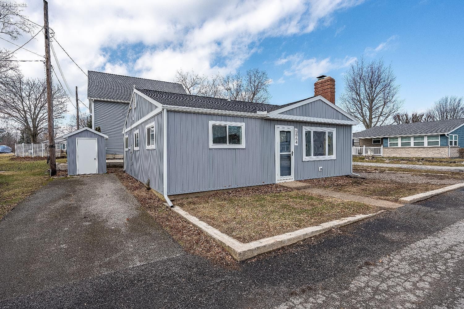 5864 Cedar Ln Pt Clinton, OH 43452 - Thumbnail 3