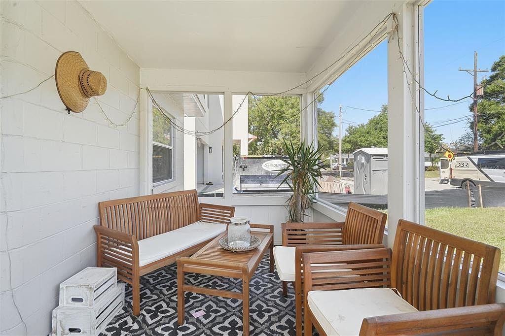 102 W King St Orlando, FL 32804 - Thumbnail 3