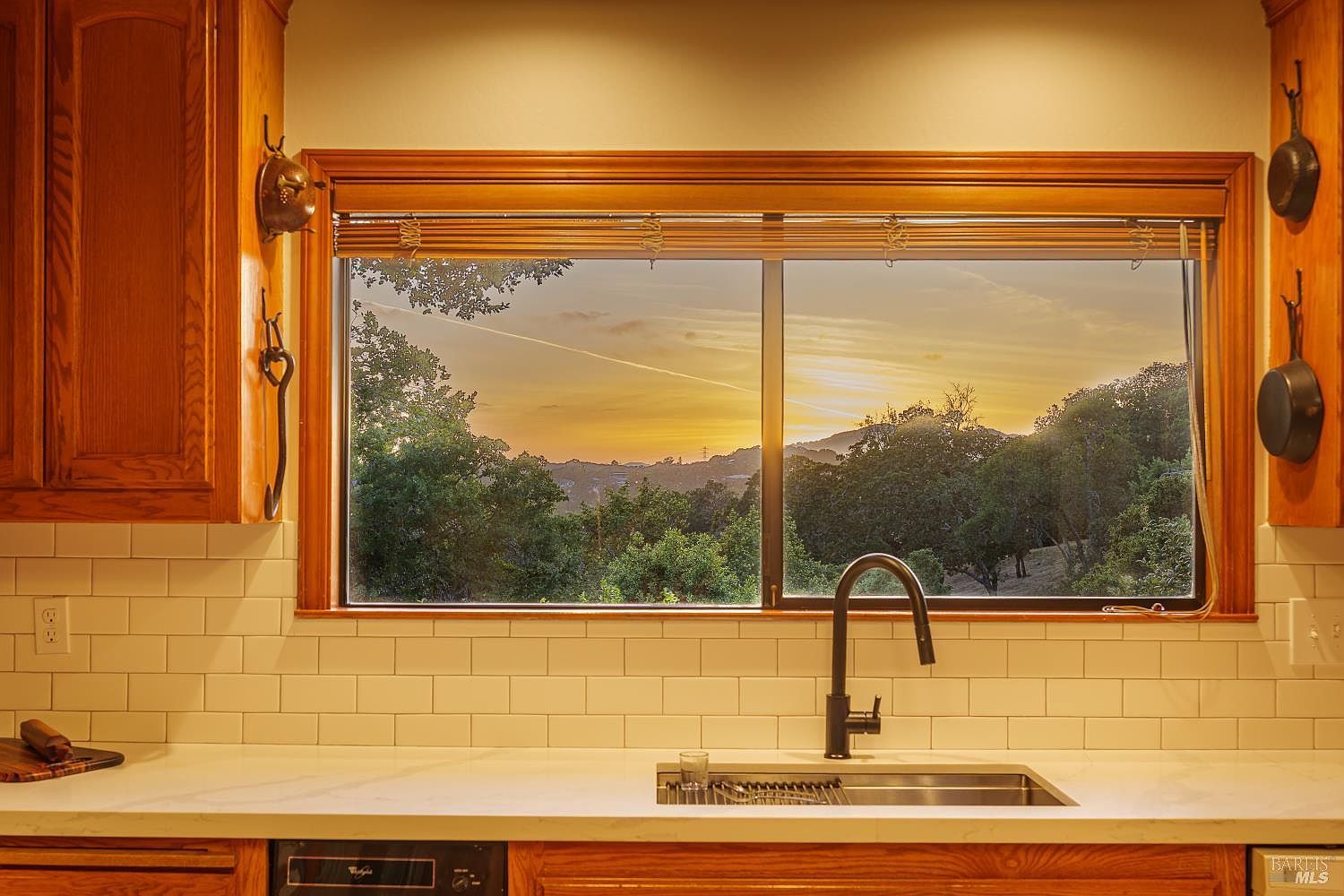 175 Grandview Ave Novato, CA 94945 - Thumbnail 3