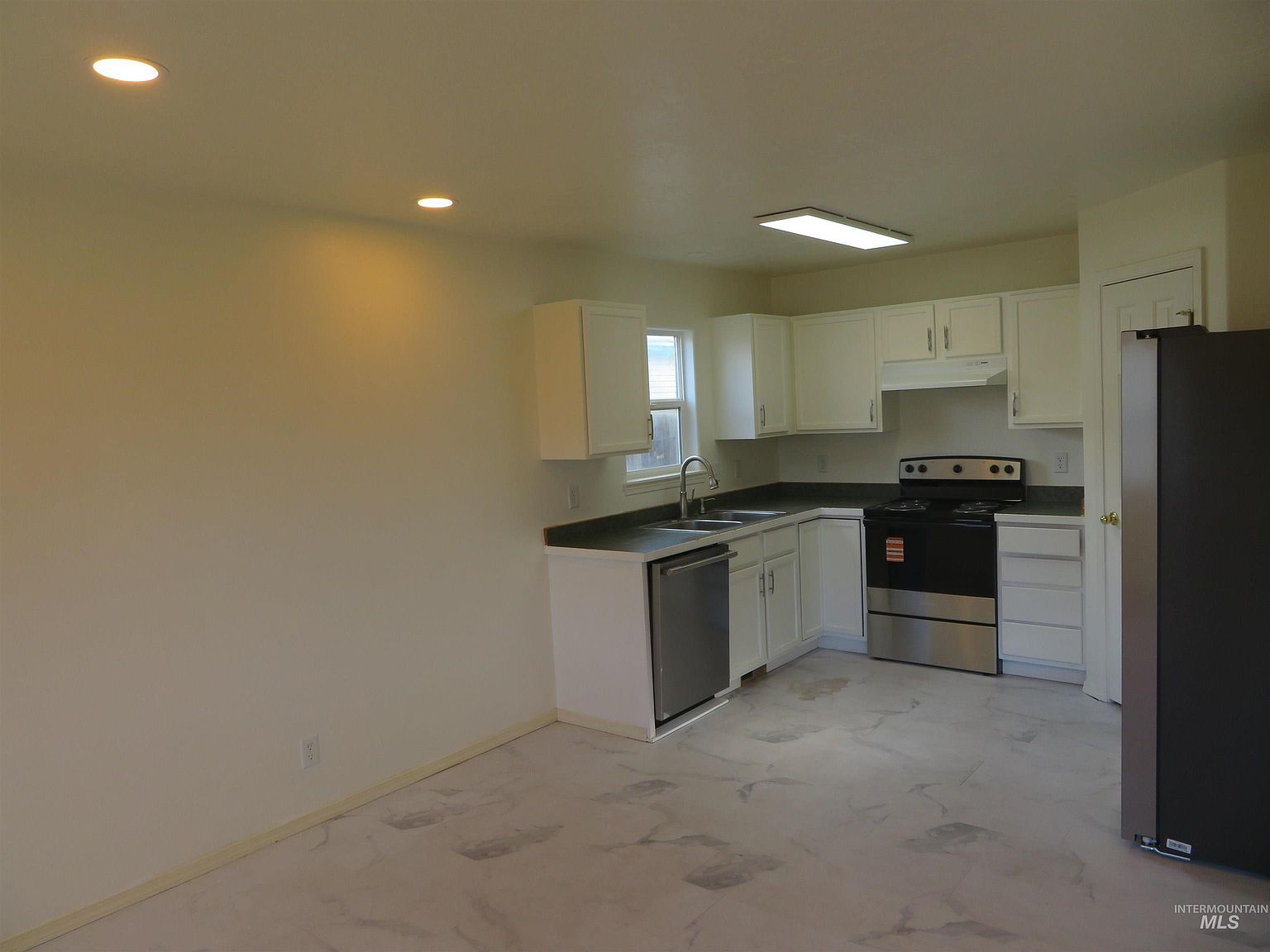 1457 Wrangler St Twin Falls, ID 83301 - Thumbnail 3