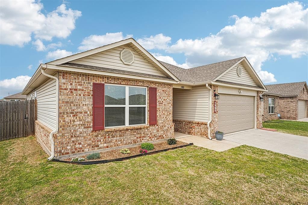 1905 Mason Ln Oklahoma City, OK 73127 - Thumbnail 3