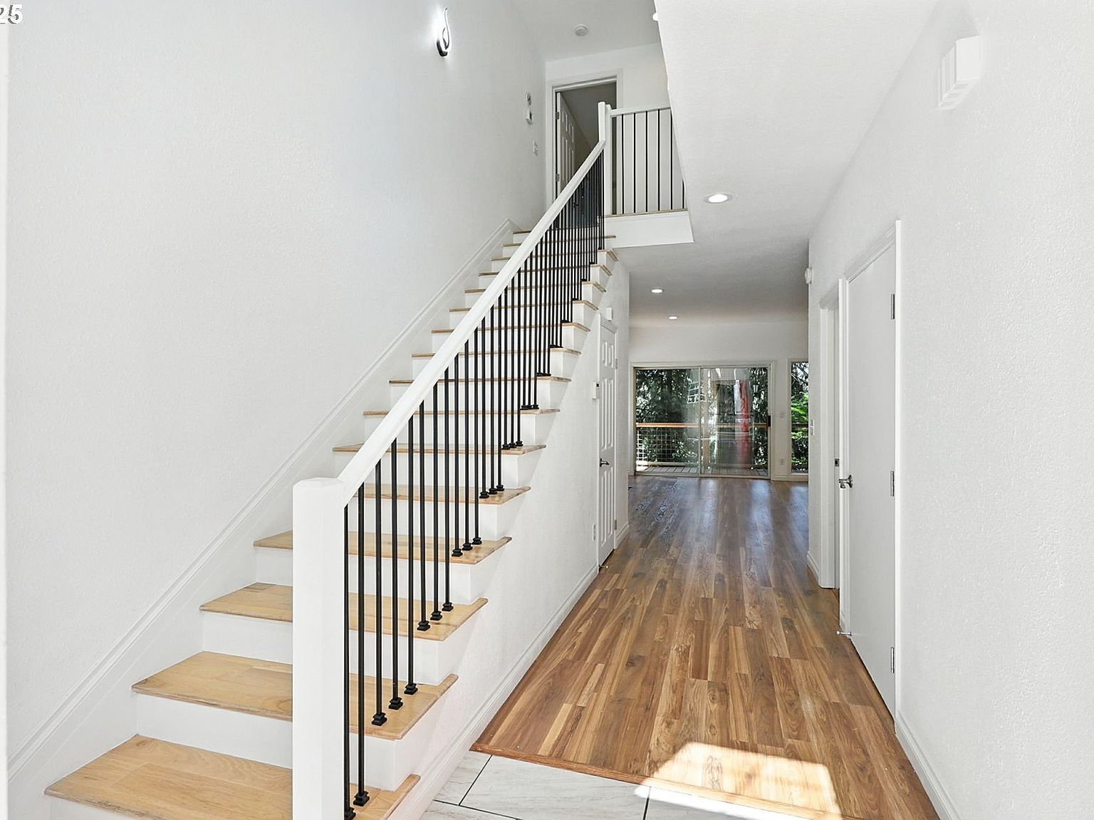 6817 SE 144th Ave Portland, OR 97236 - Thumbnail 3