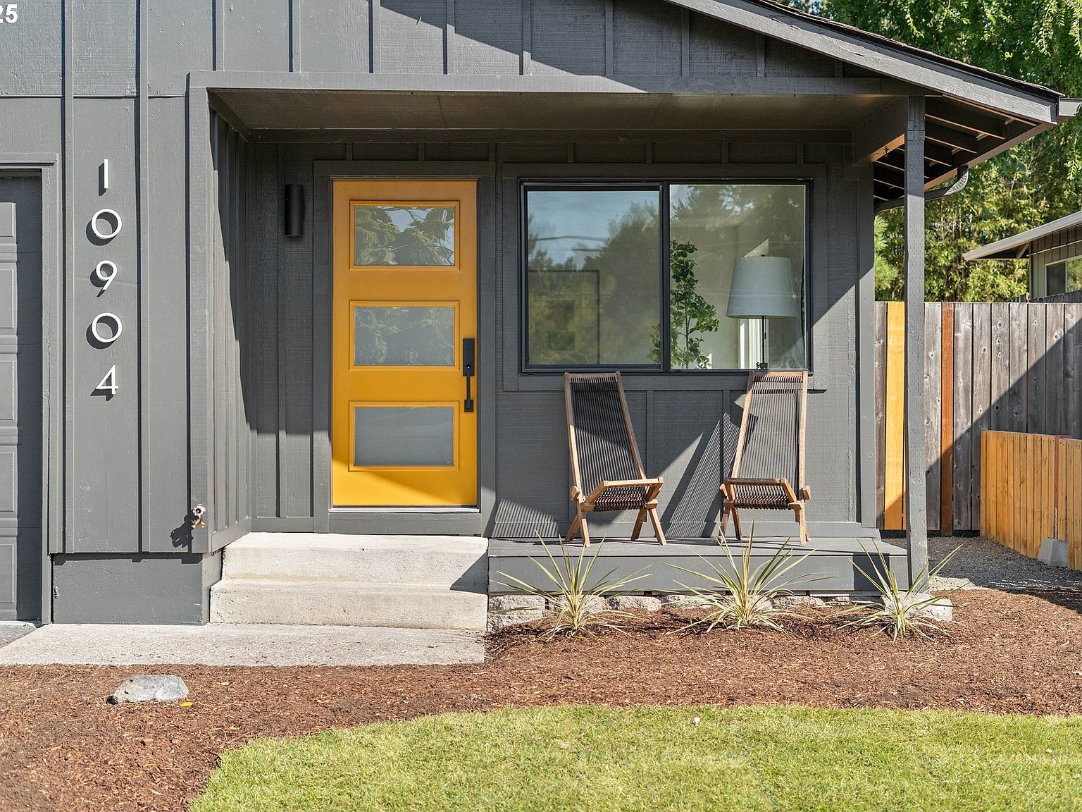 10904 SW 62nd Pl Portland, OR 97219 - Thumbnail 3