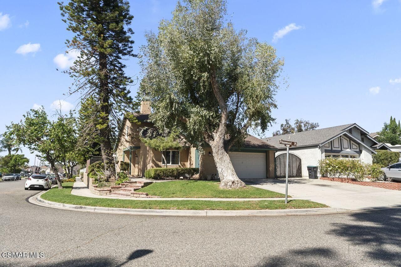 2461 Pinewood Pl Simi Valley, CA 93065 - Thumbnail 3