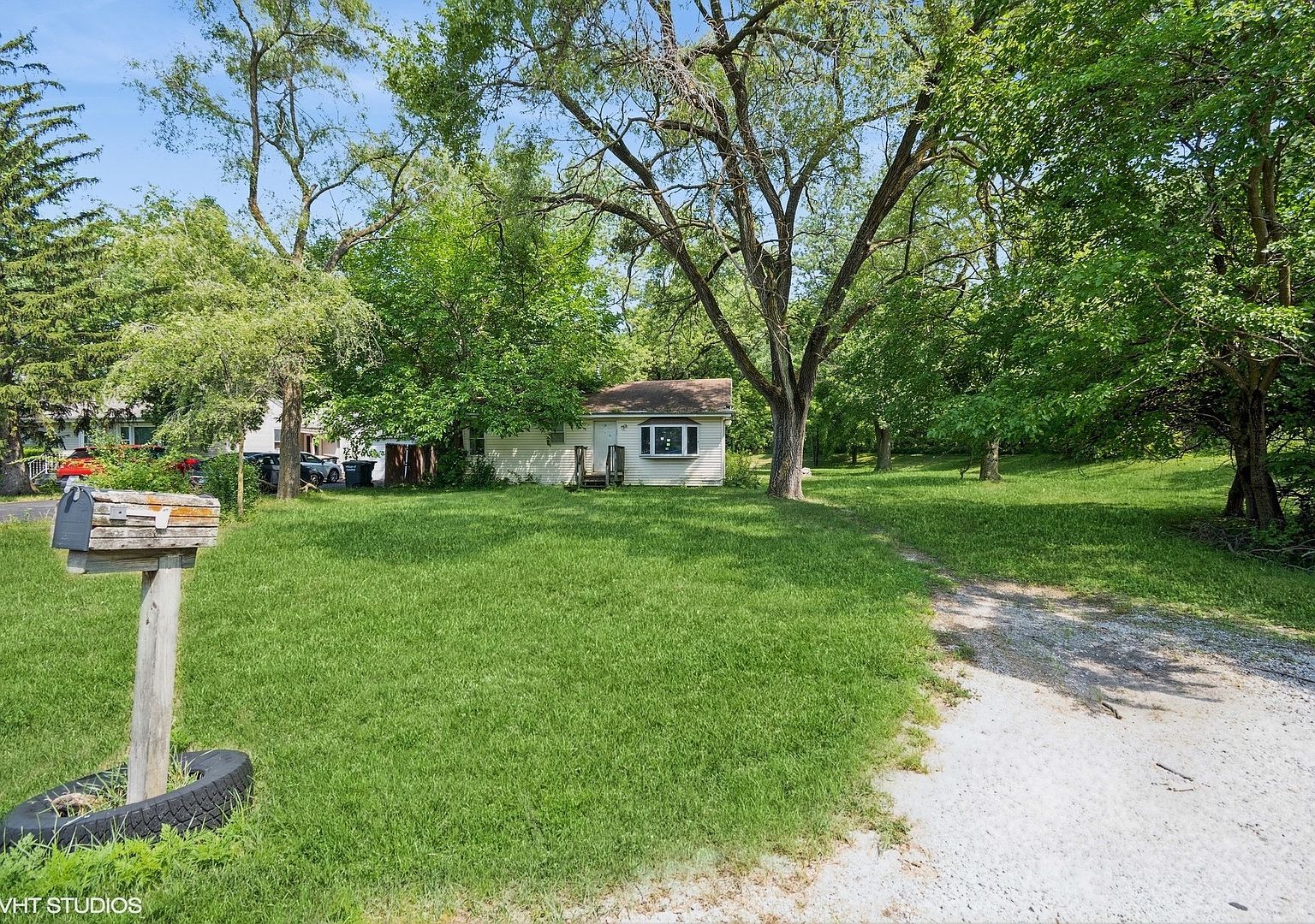 3636 172nd St Lansing, IL 60438 - Thumbnail 3