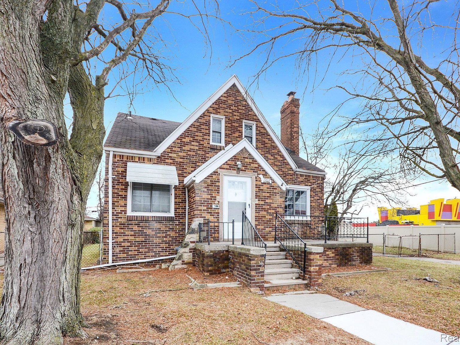 15065 Lincoln Ave Eastpointe, MI 48021 - Thumbnail 3