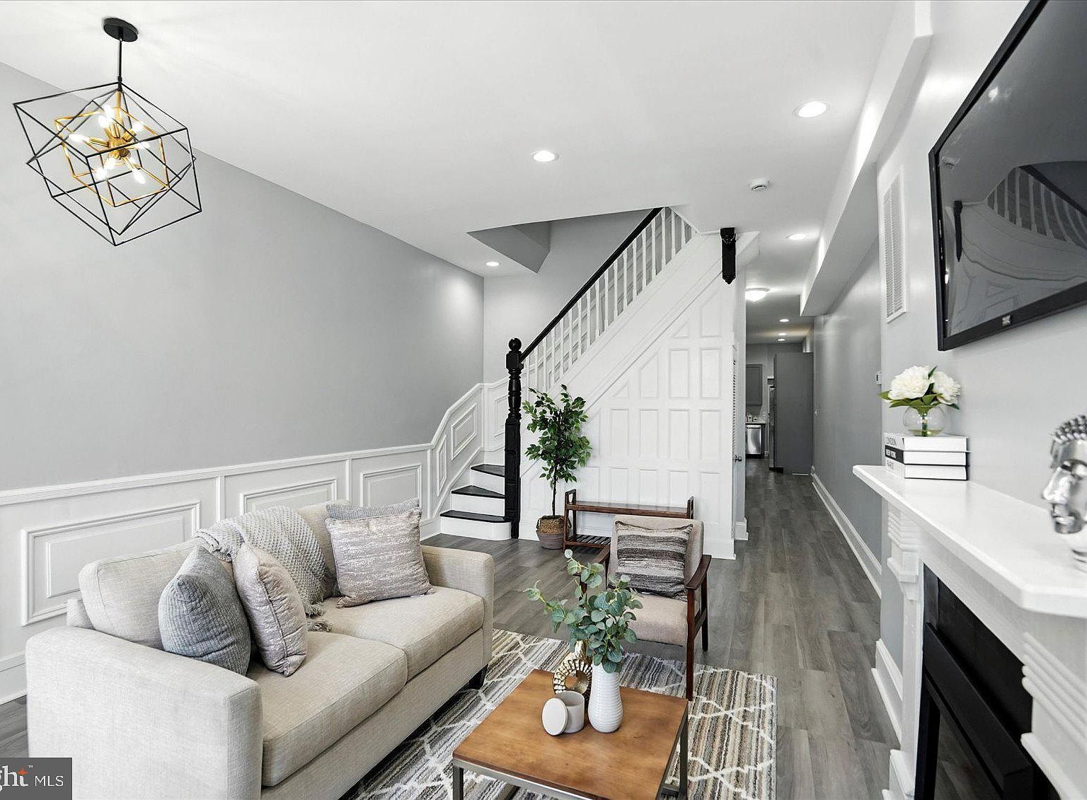 1628 E Biddle St Baltimore, MD 21213 - Thumbnail 3