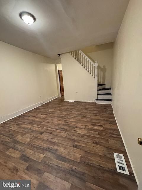 2540 Greenmount Ave Baltimore, MD 21218 - Thumbnail 3