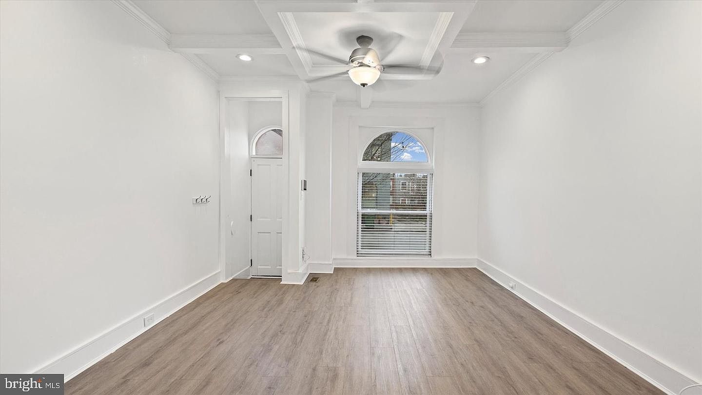 915 N Montford Ave Baltimore, MD 21205 - Thumbnail 3