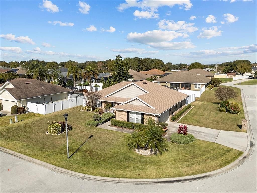 1585 Doves View Cir Auburndale, FL 33823 - Thumbnail 3