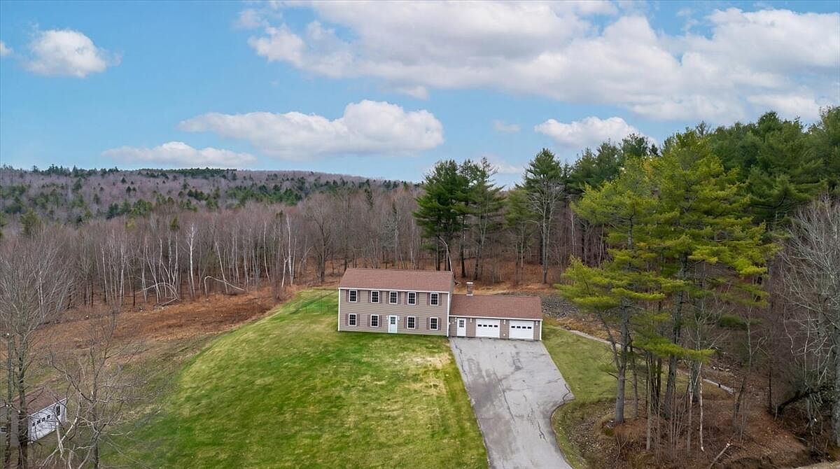 246 Carrs Corner Rd Palermo, ME 04354 - Thumbnail 3