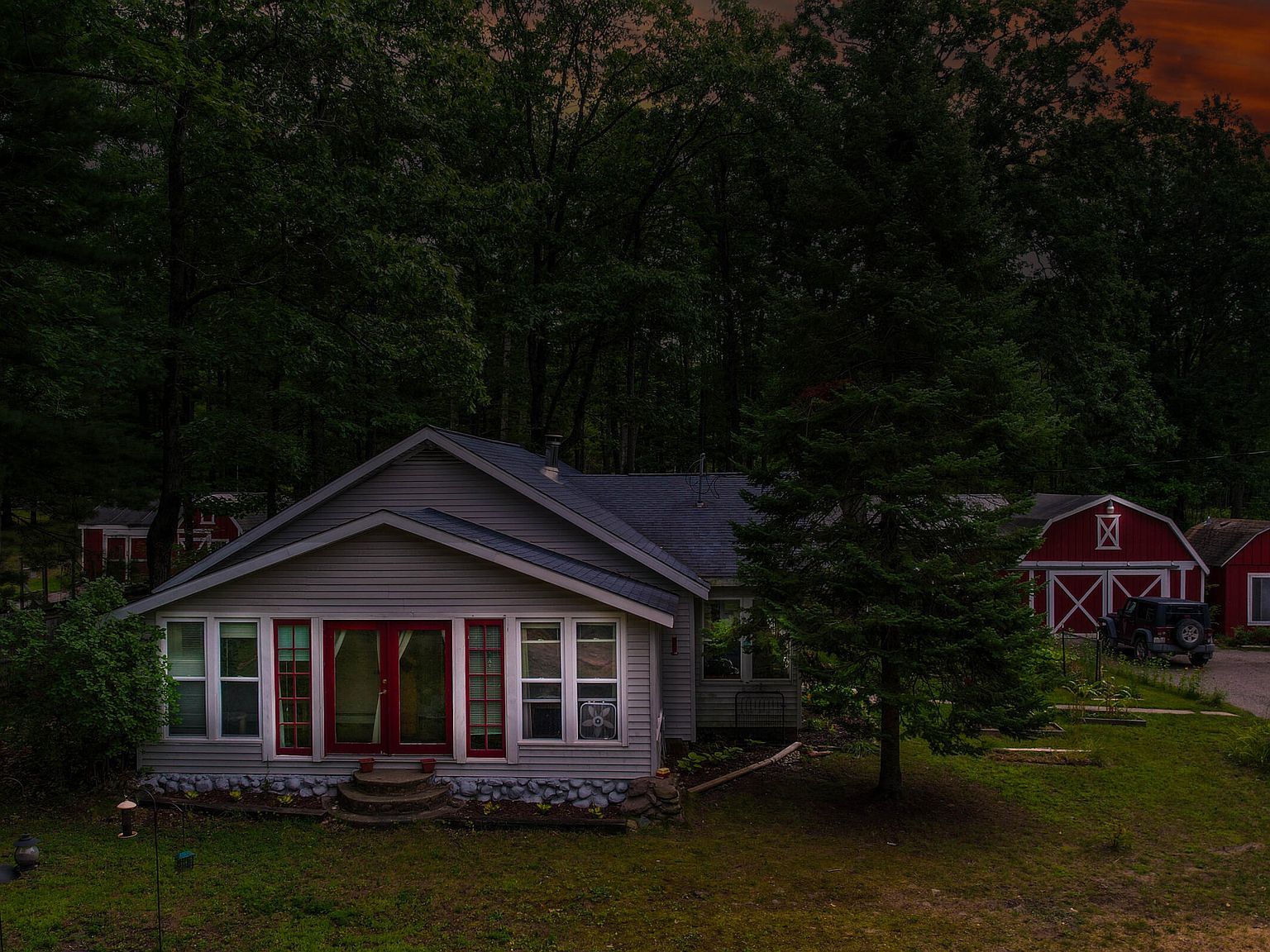 2955 E Mullett Lake Rd Indian River, MI 49749 - Thumbnail 3