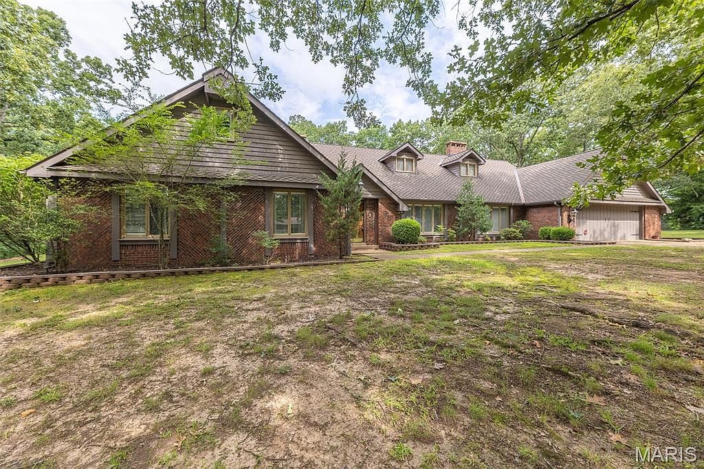 1301 Lurlyn Rd Poplar Bluff, MO 63901 - Thumbnail 3