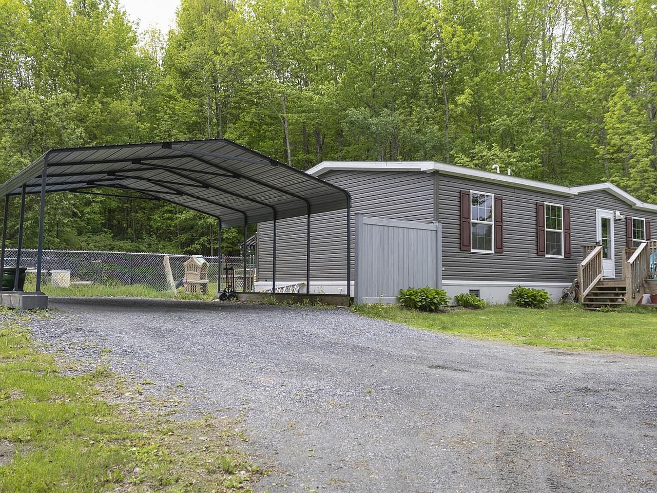 33 McHugh Rd Graniteville, VT 05654 - Thumbnail 3