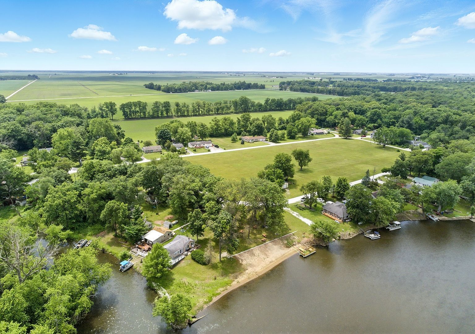 15789 E Channel Ln Momence, IL 60954 - Thumbnail 3