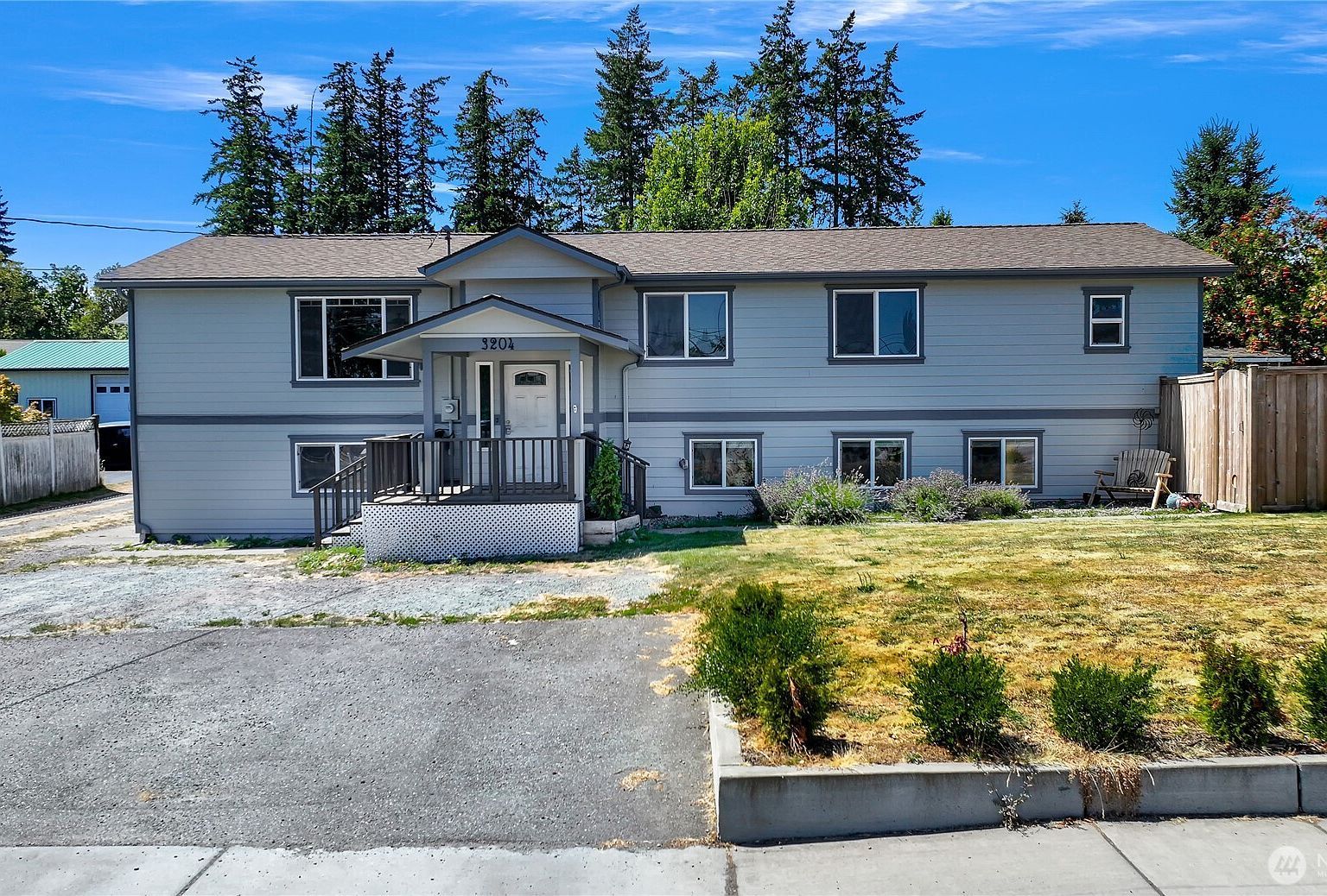 3204 D Ave Anacortes, WA 98221 - Thumbnail 3