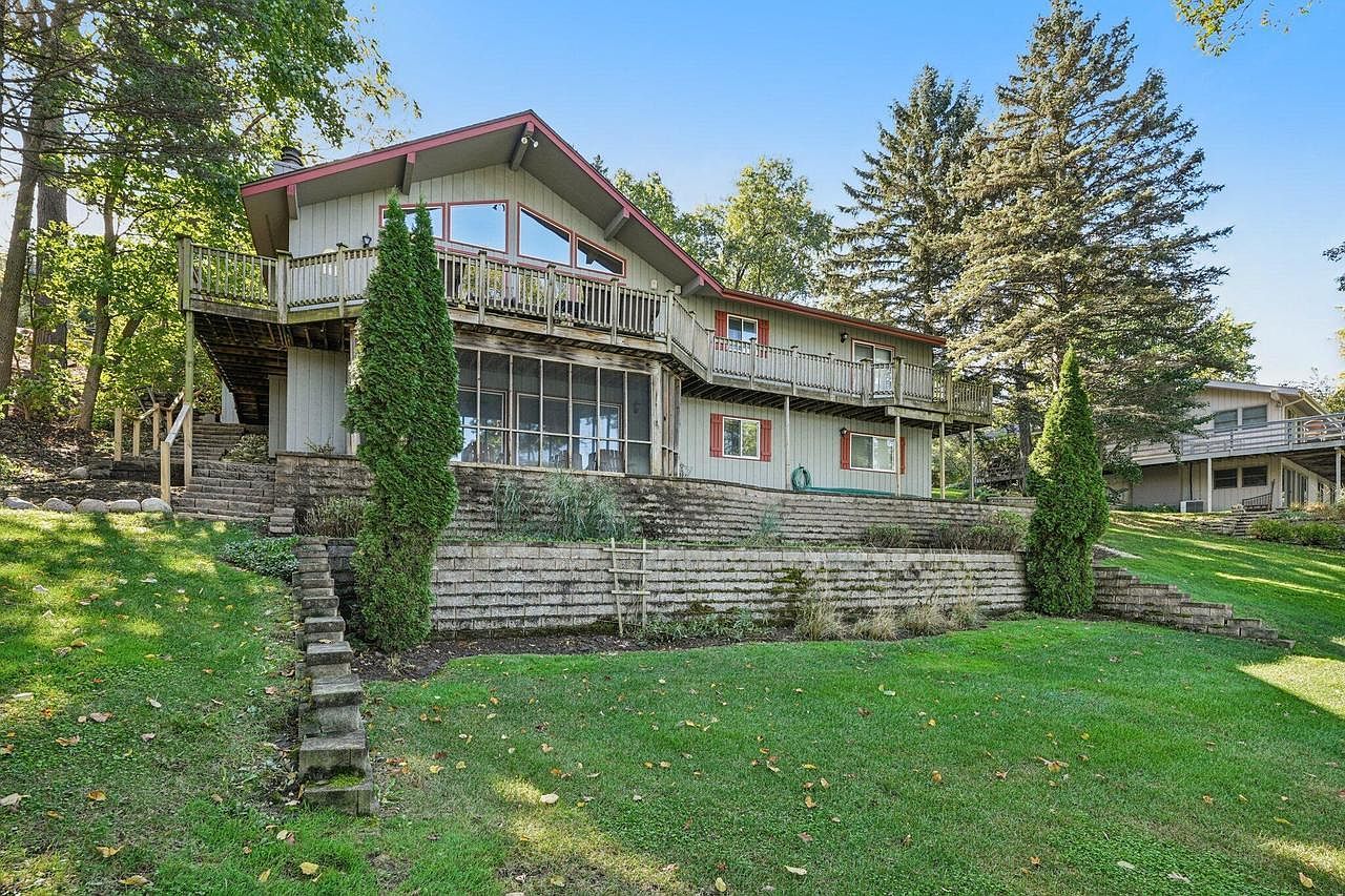 W5706 Bubbling Springs Dr Elkhorn, WI 53121 - Thumbnail 3